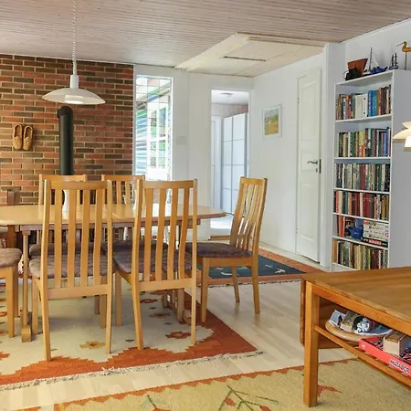Cozy In With Kitchen Feriehus