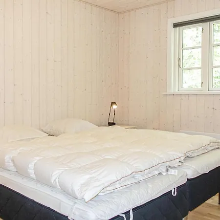 4 Bedroom Lovely In *