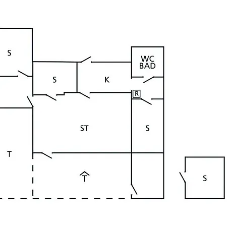Dom wakacyjny 4 Bedroom Lovely In *