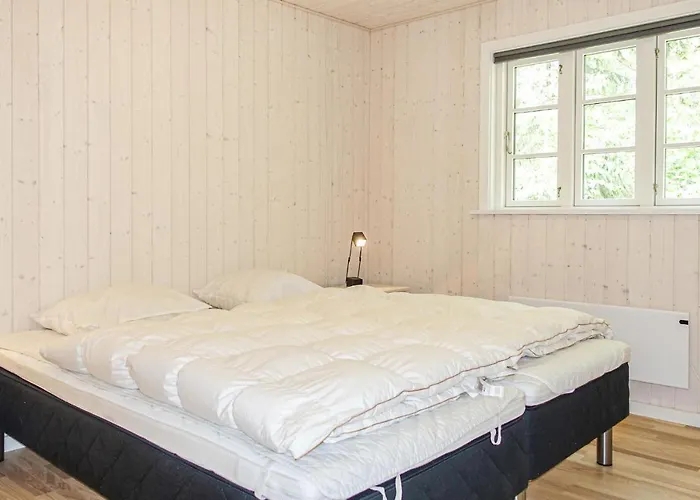 4 Bedroom Lovely In *